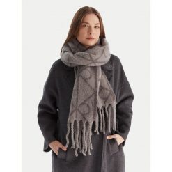 Szalik Calvin Klein. Szare szaliki męskie Calvin Klein, bez wzorów. Za 429.99 zł.