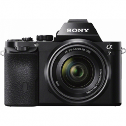 Sony Alpha ILCE-7K + obiektyw Sony SEL 28-70 mm. Akcesoria fotograficzne SONY. Za 4,749.00 zł.