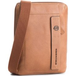 Saszetka PIQUADRO - CA3084P15S Brązowy. Saszetki męskie marki Piquadro. W wyprzedaży za 449.00 zł.