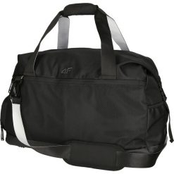 Torba sportowa TPU201 - głęboka czerń. Torby sportowe męskie marki 4f. Za 179.99 zł.
