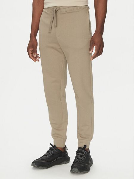 HUGO Spodnie dresowe Dayote232 50489617 Brązowy Regular Fit. Brązowe spodnie dresowe męskie Hugo, bez wzorów, z bawełny. Za 219.99 zł.
