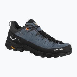 Buty trekkingowe męskie Salewa Alp Trainer 2. Czarne buty zimowe męskie Salewa, bez wzorów, z materiału, sportowe, bez obcasa, bez zapięcia. Za 832.00 zł.
