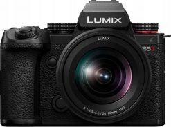 Aparat Panasonic Lumix S5 II + S 20-60 mm f/3.5-5.6 (DC-S5M2KE). Bezlusterkowce PANASONIC. Za 10,256.99 zł.