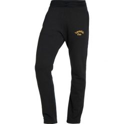 Pantofola d`Oro PANTALONE Spodnie treningowe nero. Długie spodnie sportowe męskie Pantofola d`Oro. W wyprzedaży za 401.40 zł.
