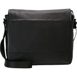 Jost Torba na ramię black. Czarne torby męskie na ramię Jost. Za 499.00 zł.