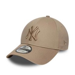 Czapki New Era Model New York Yankees Mlb League Essential 9forty Kolor Brązowy. Brązowe czapki męskie New Era, bez wzorów, z tkaniny. Za 156.50 zł.