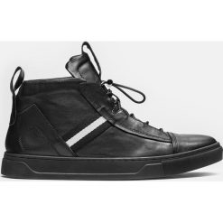 Czarne sneakersy męskie. Buty sportowe na co dzień męskie marki Kazar. Za 499.00 zł.