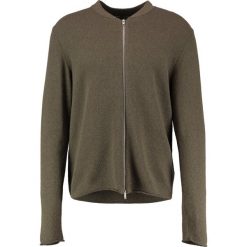 Samsøe & Samsøe BLAIR ZIP Kardigan ivy green. Zielone swetry męskie Samsøe & Samsøe, z bawełny. W wyprzedaży za 350.35 zł.