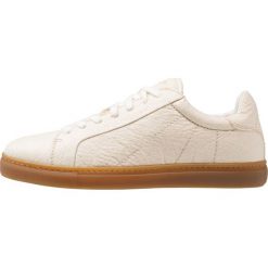 Selected Homme SLHDERRY TRAINER Sneakersy niskie offwhite. Białe buty sportowe na co dzień męskie Selected Homme, z kauczuku. Za 719.00 zł.