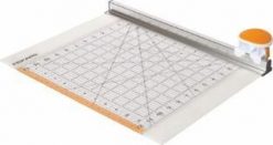 Fiskars FS.GILOTYNA 12" x 12" Z OBROTOWYM OSTRZEM I LINIJKĄ. Golarki męskie FISKARS. Za 231.58 zł.