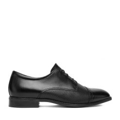Półbuty Lasocki. Czarne eleganckie półbuty męskie Lasocki, wizytowe, bez obcasa, bez zapięcia. Za 229.99 zł.