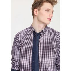 KOSZULA DŁUGI RĘKAW MĘSKA REGULAR FIT. Koszule męskie TOP SECRET. W wyprzedaży za 69.99 zł.