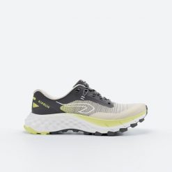 Buty do biegania w terenie męskie Kiprun MT Cushion 2. Brązowe buty do biegania męskie KIPRUN, bez wzorów, z kauczuku, bez zapięcia, do biegania. Za 449.99 zł.