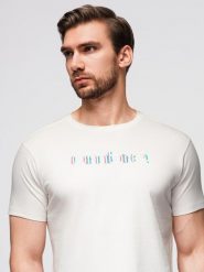T-shirt męski z haftem na klatce piersiowej – biały V2 - Rozmiar: M. Białe t-shirty męskie Ombre Clothing, m, bez wzorów, z bawełny, bez kołnierzyka, bez ramiączek. Za 129.99 zł.