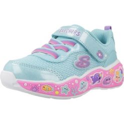 Buty SKECHERS PLAY SCENE FUN SQUAD Niebieski. Niebieskie buty trekkingowe męskie Skechers, bez wzorów, z syntetyku, bez zapięcia, trekkingowe, skechers sport. Za 195.99 zł.