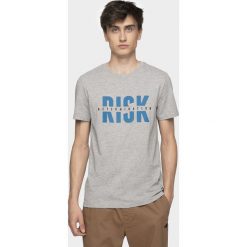 T-shirt męski TSM008 - średni szary melanż. T-shirty męskie 4f. W wyprzedaży za 49.99 zł.