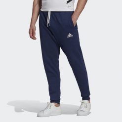 Spodnmie do piłki nożnej męskie Adidas Entrada 22 Sweat Pants. Niebieskie spodnie dresowe męskie ADIDAS, bez wzorów, z dresówki. Za 130.99 zł.