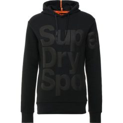 Superdry COMBAT HOOD Bluza z kapturem black. Bluzy nierozpinane męskie marki Superdry. Za 429.00 zł.