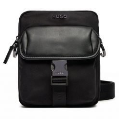 Saszetka HUGO. Czarne saszetki męskie Hugo, bez wzorów, młodzieżowe, małe. Za 339.99 zł.