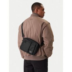 Saszetka Guess Jeans. Czarne saszetki męskie Guess Jeans, z aplikacjami, z jeansu, małe. Za 229.99 zł.