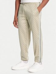 Guess Spodnie dresowe Z5BB19 K2042 Beżowy Regular Fit. Brązowe spodnie dresowe męskie Guess, z aplikacjami, z dresówki. Za 519.99 zł.