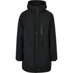 Parka Urban Classics Light. Czarne parki męskie Urban Classics, na zimę, m, bez wzorów, bez kaptura. Za 506.50 zł.