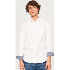 Koszula regular fit - Biały. Koszule męskie marki Reserved. Za 99.99 zł.