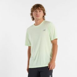 Koszulka męska New Balance MT41253MEW – miętowa. Zielone t-shirty sportowe męskie New Balance, m, bez wzorów, z materiału, sportowe, bez ramiączek. Za 139.99 zł.