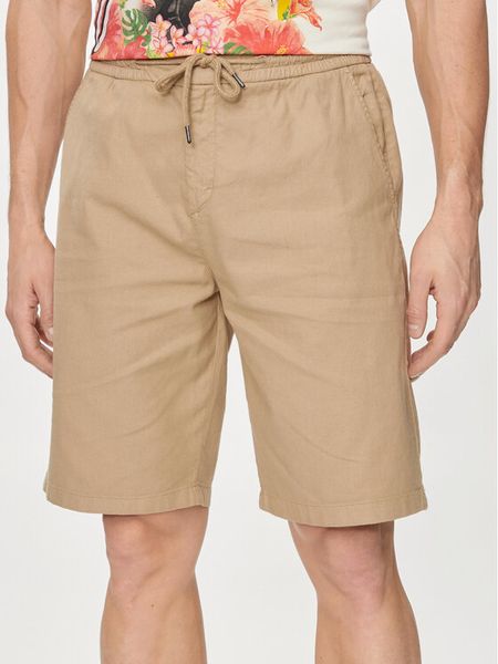 Guess Szorty materiałowe Mick M4GD02 WFBXA Khaki Regular Fit. Brązowe szorty męskie Guess, z aplikacjami, z bawełny. Za 299.99 zł.