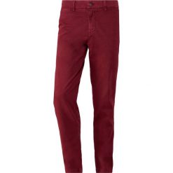 7 for all mankind Chinosy red. Eleganckie spodnie męskie marki 7 for all mankind. Za 929.00 zł.
