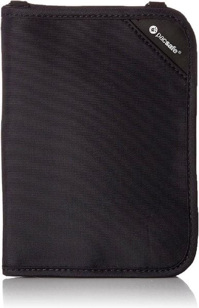 Portfel Pacsafe RFIDsafe V150. Czarne portfele męskie Pacsafe, bez wzorów. Za 345.95 zł.