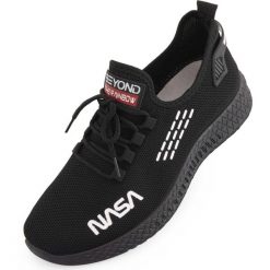 Czarne Sneakersy NASA Męskie Rozmiar 43 - Styl Kosmiczny. Czarne buty sportowe na co dzień męskie NASA, m, bez wzorów, z syntetyku, eleganckie, bez ramiączek, bez kaptura. Za 208.99 zł.