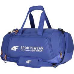 Torba sportowa 2w1 TPU211 - kobalt. Torby sportowe męskie marki 4f. W wyprzedaży za 129.99 zł.