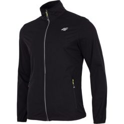 Softshell męski SFM003 - czarny. Czarne kurtki softshell męskie 4f, na lato, z materiału. W wyprzedaży za 249.99 zł.