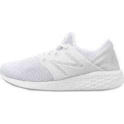 New Balance FRESH FOAM CRUZ V2 Obuwie do biegania treningowe white. Buty do biegania męskie marki New Balance. Za 379.00 zł.