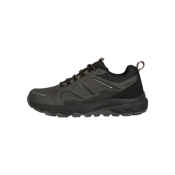 Buty trekkingowe Whistler Qisou. Czarne buty trekkingowe męskie Whistler, bez wzorów, bez zapięcia, trekkingowe. W wyprzedaży za 295.00 zł.