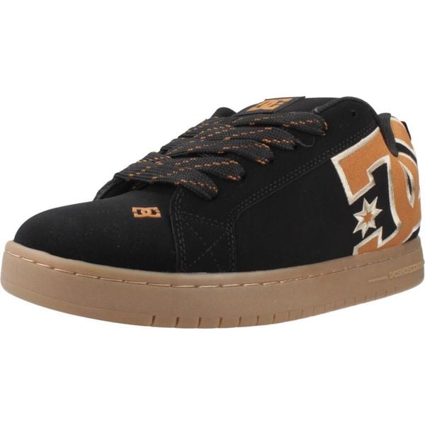 Buty DC COURT GRAFFIK M Czarny. Czarne buty trekkingowe męskie DC Shoes, bez wzorów, z materiału, bez zapięcia, trekkingowe. Za 350.99 zł.