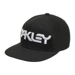 Czapka typu snapback Oakley Mark III. Czarne czapki męskie Oakley, bez wzorów. Za 191.50 zł.