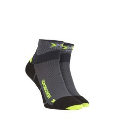 Skarpety biegowe X-Socks Run Discovery 4.0. Czarne buty do biegania męskie X-SOCKS, bez wzorów, bez zapięcia, rowerowe. Za 90.00 zł.