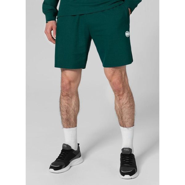 Szorty męskie Pitbull dresowe Pique Rockey. Zielone szorty sportowe męskie PITBULL, bez wzorów, z dresówki, sportowe. Za 99.99 zł.