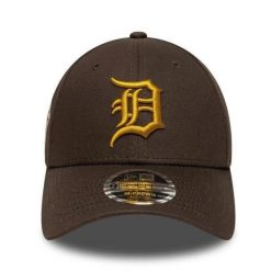 Czapka New Era 940 WS Patch DETTIG Brown. Brązowe czapki męskie New Era, bez wzorów, sportowe. Za 148.05 zł.