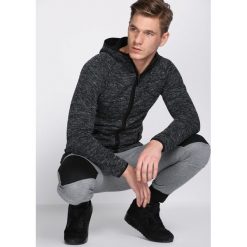 Czarna Bluza Embrasure. Bluzy z kapturem męskie marki Born2be. Za 69.99 zł.