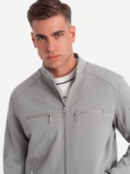 Męska kurtka typu biker z kieszeniami i stójką – szara V3 - Rozmiar: XL. Szare kurtki męskie Ombre Clothing, m, bez wzorów, z materiału, bez ramiączek, bez kaptura. Za 309.99 zł.