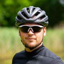 Okulary przeciwsłoneczne Lynx Stelvio QA1107A białe. Białe okulary przeciwsłoneczne męskie Lynx, bez wzorów, sportowe. Za 137.00 zł.