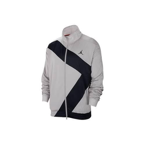 Kurtka uniwersalna męska Nike Air Jordan Wings Diamond. Białe kurtki męskie Nike, m, bez wzorów, z syntetyku, bez kaptura, do biegania. Za 399.00 zł.