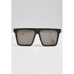Okulary przeciwsłoneczne Urban Classics Iowa. Czarne okulary przeciwsłoneczne męskie Urban Classics, bez wzorów, eleganckie. Za 111.00 zł.