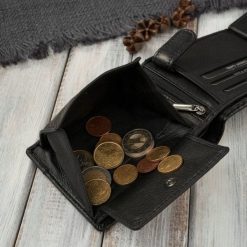 Paolo Peruzzi Portfel męski skórzany czarny RFID AL-08-BL. Czarne portfele męskie Paolo Peruzzi, bez wzorów. Za 97.39 zł.