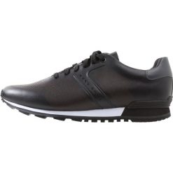 BOSS ATHLEISURE PARKOUR RUNN LUX Sneakersy niskie black. Czarne trampki męskie BOSS ATHLEISURE, z materiału. W wyprzedaży za 532.35 zł.