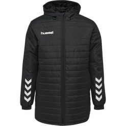 HUMMEL Kurtka z kapturem pikowana męska PROMO BENCH JACKET czarna. Czarne kurtki męskie HUMMEL, m, bez wzorów, sportowe, bez ramiączek, z kapturem. Za 150.00 zł.