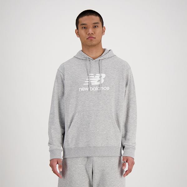 Bluza męska New Balance MT41501AG – szara. Szare bluzy nierozpinane męskie New Balance, m, z aplikacjami, z bawełny, klasyczne, bez ramiączek, bez kaptura. Za 299.99 zł.